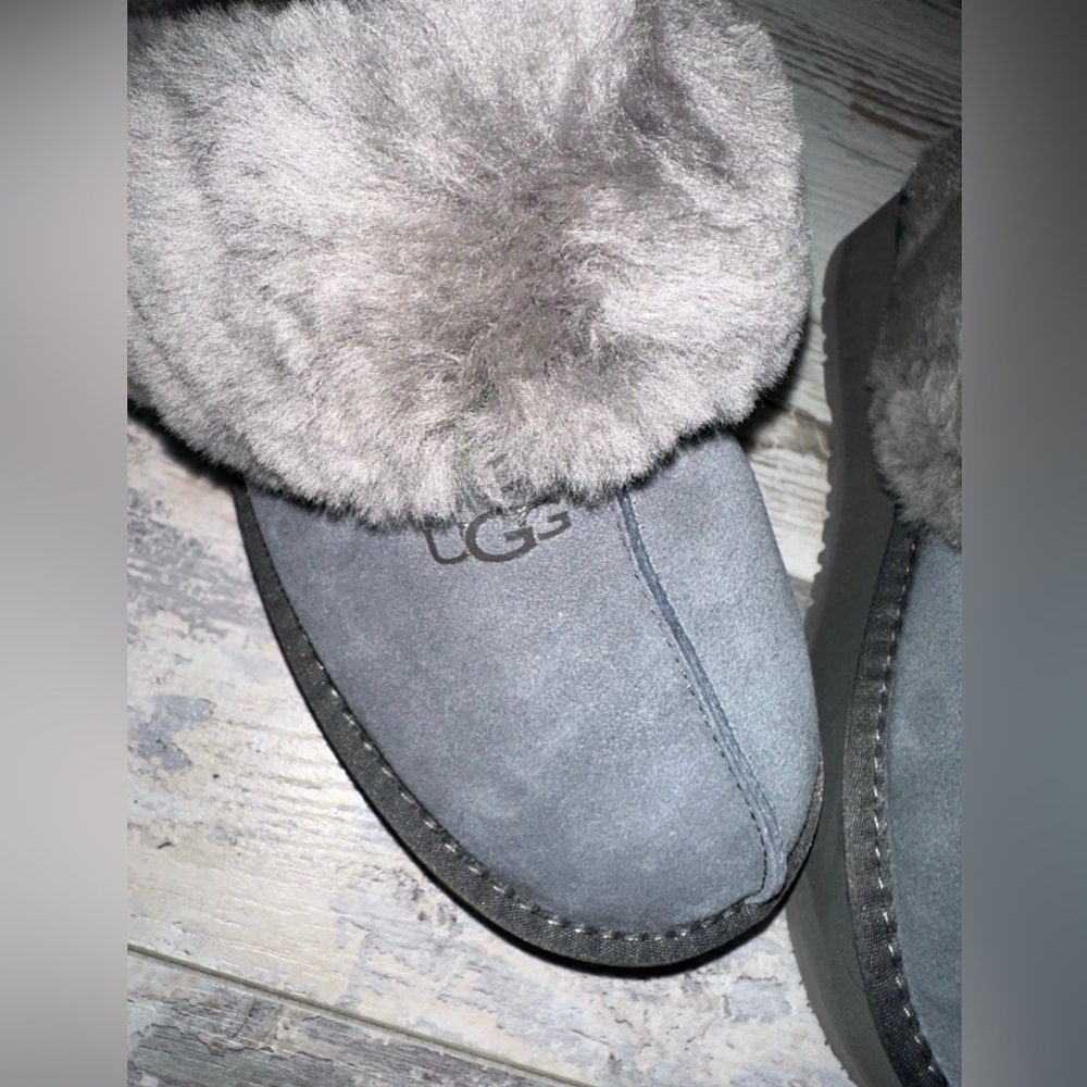 UGG Disquette Slipper
